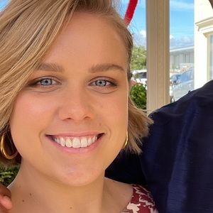 Meet your Posher, Isabella